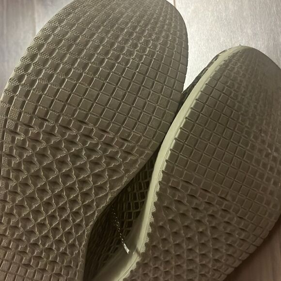 Nobull Diamond Knit Solid Green Mesh Training Shoes Size Men 5.5 or Women 7 US - Picture 6 of 7